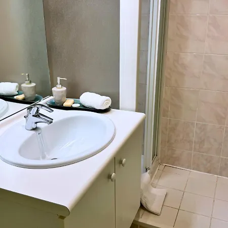 Διαμέρισμα En Rdc Avec Jardin, Proche Paris