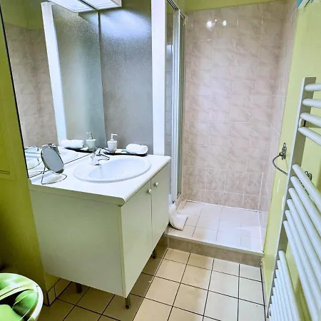 Διαμέρισμα En Rdc Avec Jardin, Proche Paris *